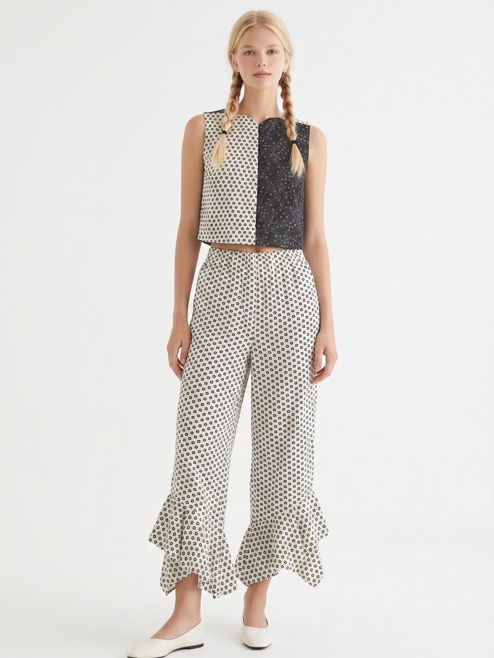 Artsy Handmade Two-Piece Black & White Printed Set Crop Top + Ruffle Capri Pants
